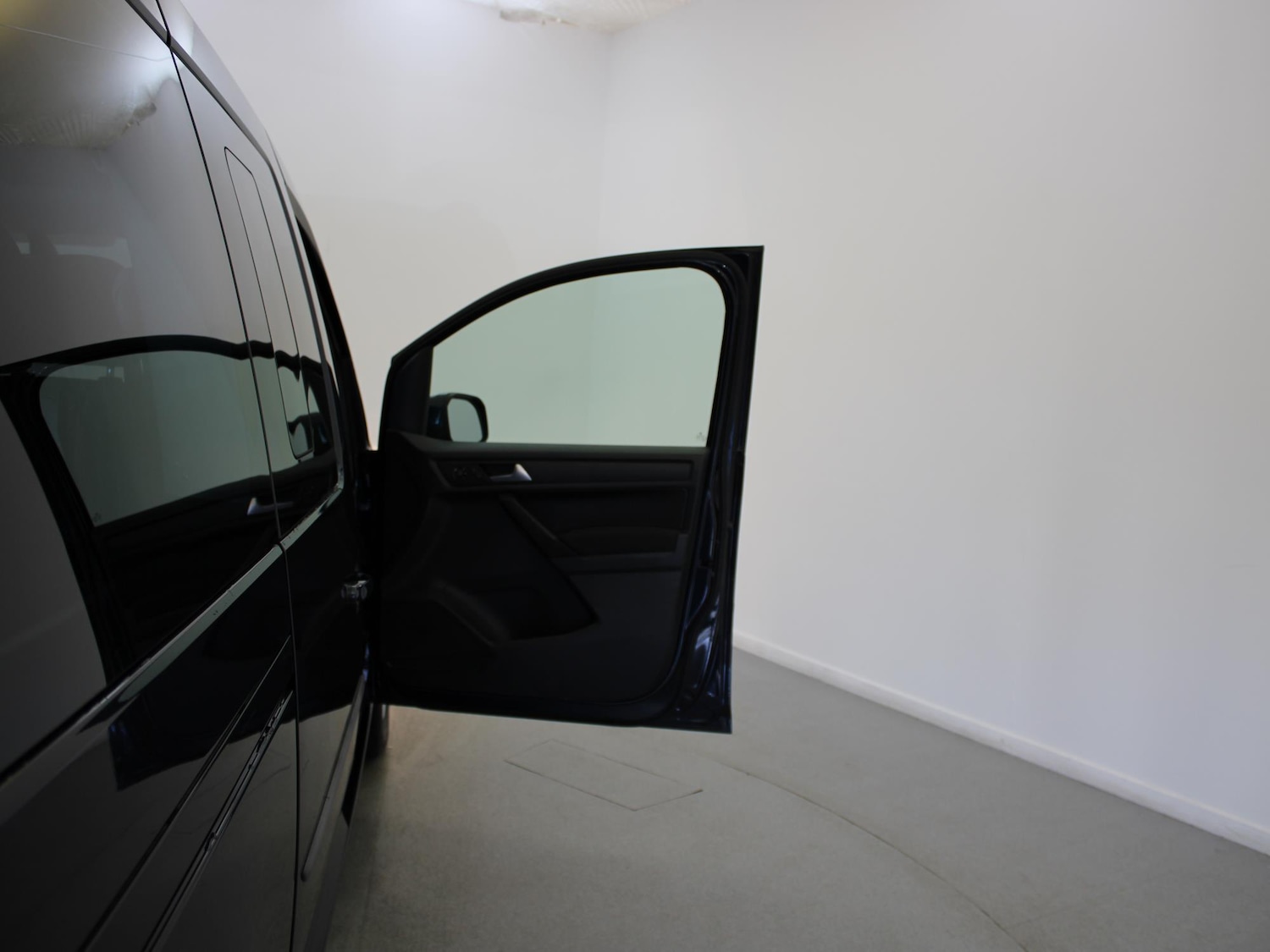 Used Volkswagen Caddy Maxi Life 2020 for sale - 76587973: Photo 36