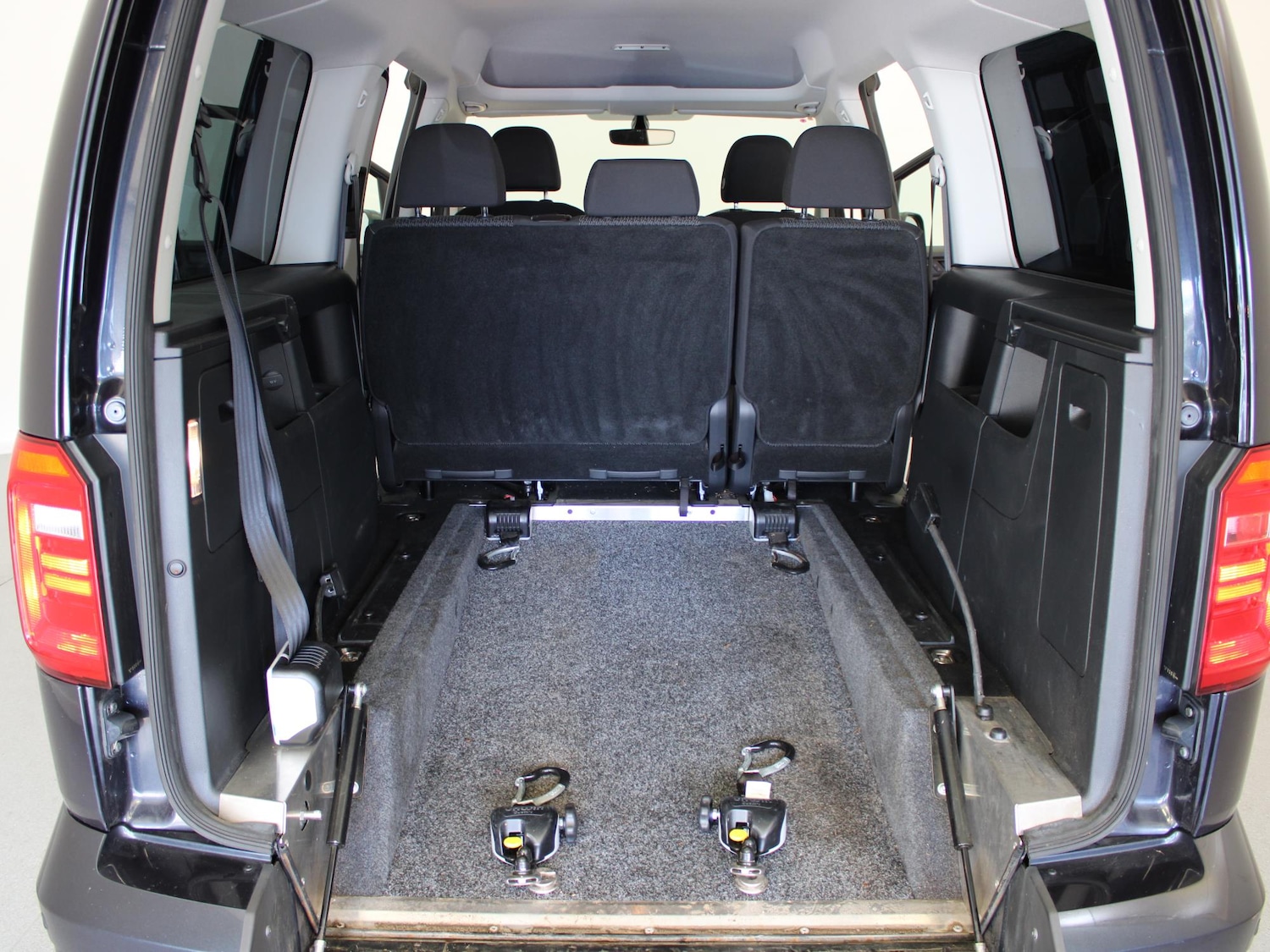 Used Volkswagen Caddy Maxi Life 2020 for sale - 76587973: Photo 44