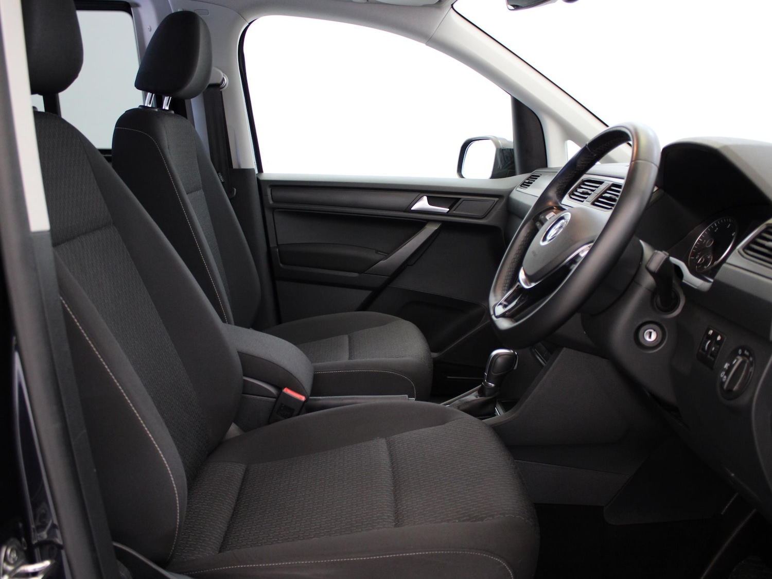 Used Volkswagen Caddy Maxi Life 2020 for sale - 76587973: Photo 9