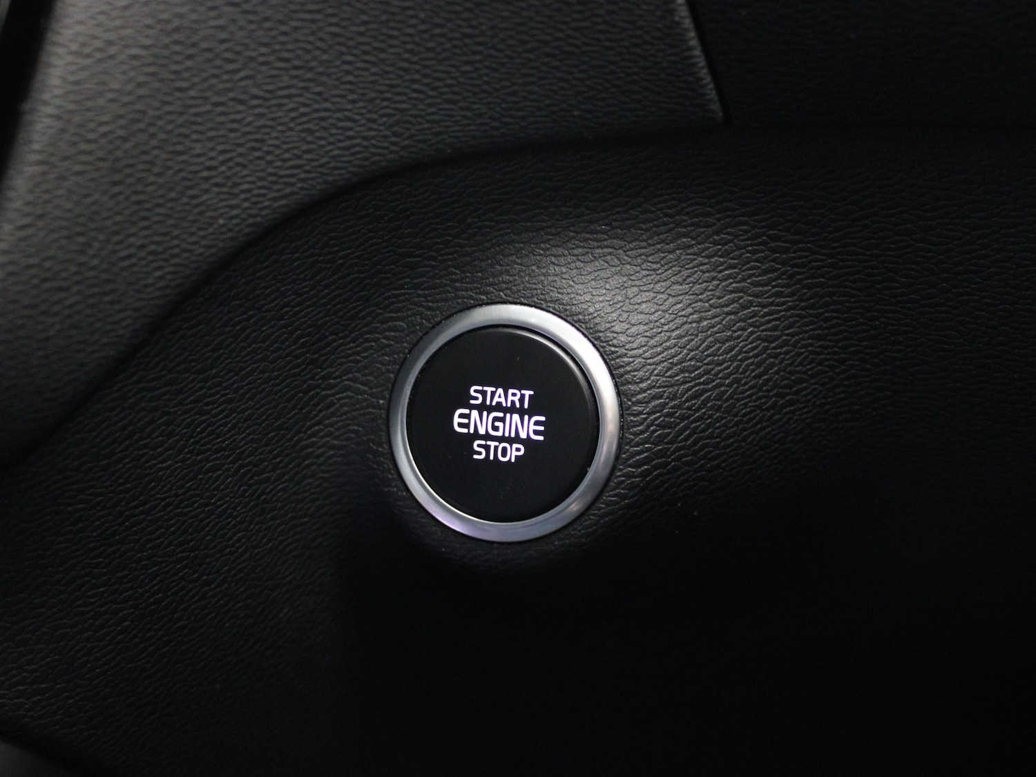 Used Volvo XC40 2020 for sale - 77686984: Photo 17