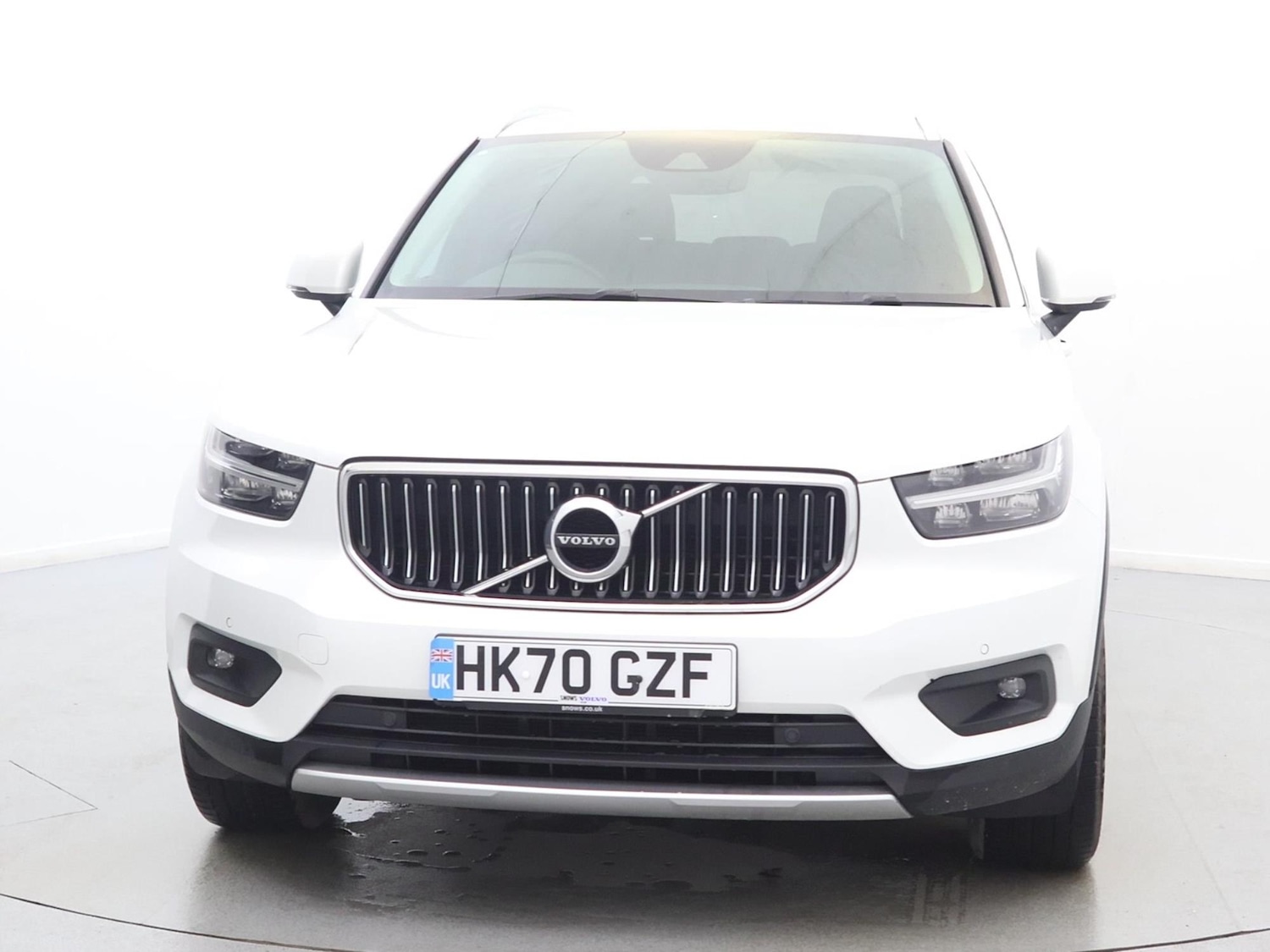 Used Volvo XC40 2020 for sale - 77686984: Photo 2