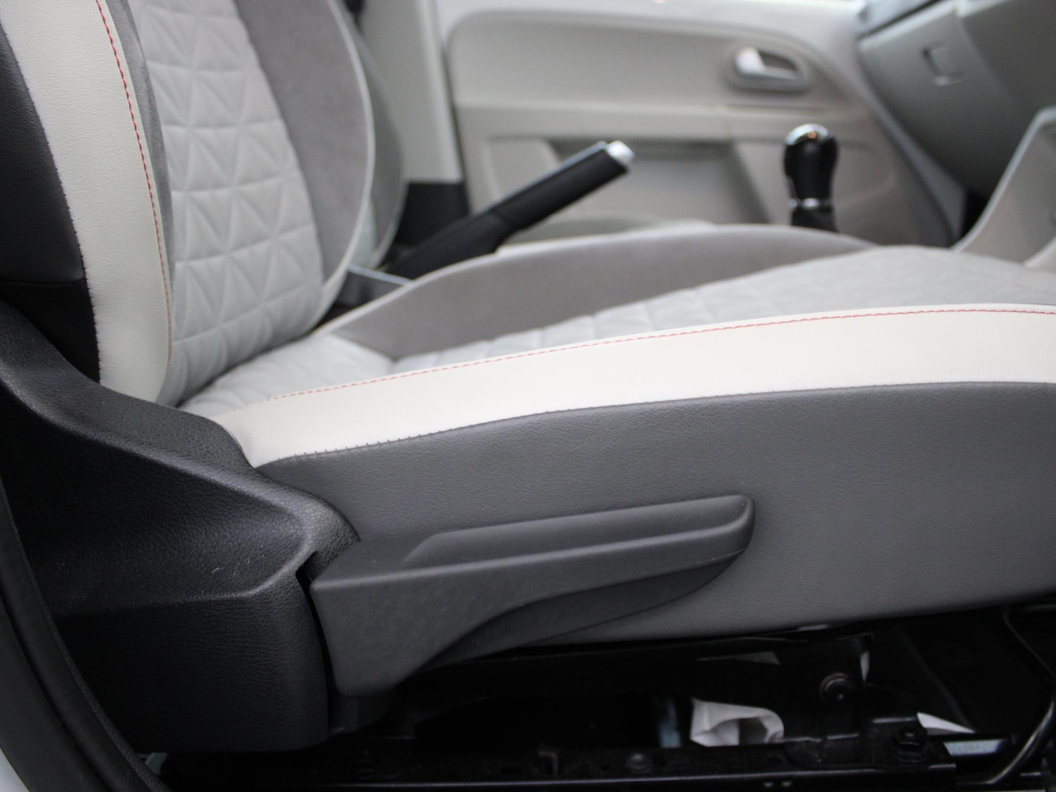 Used Volkswagen up! 2019 for sale - 76243677: Photo 10