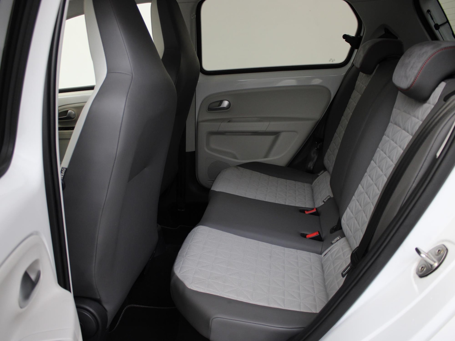 Used Volkswagen up! 2019 for sale - 76243677: Photo 12