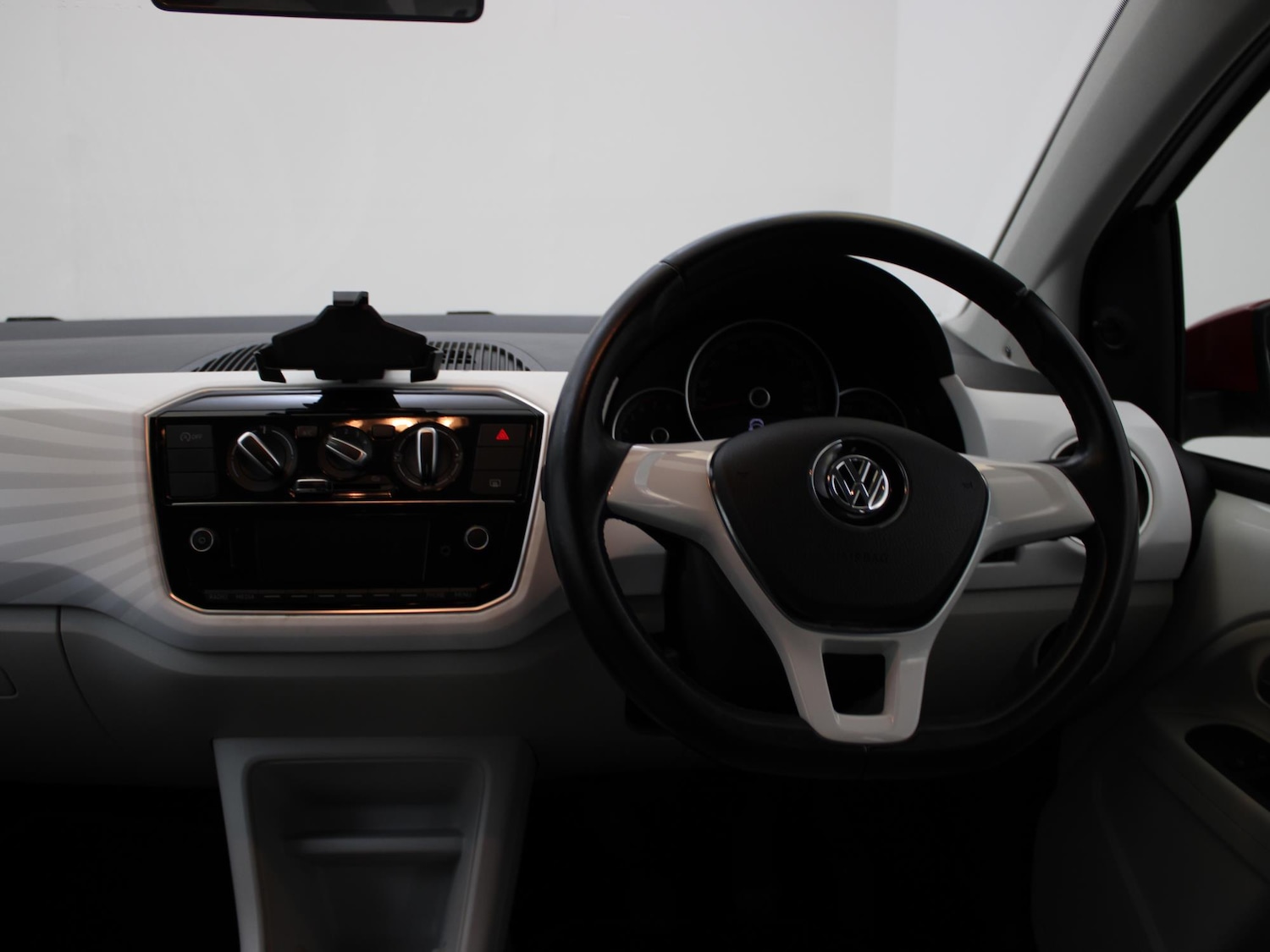 Used Volkswagen up! 2019 for sale - 76243677: Photo 14