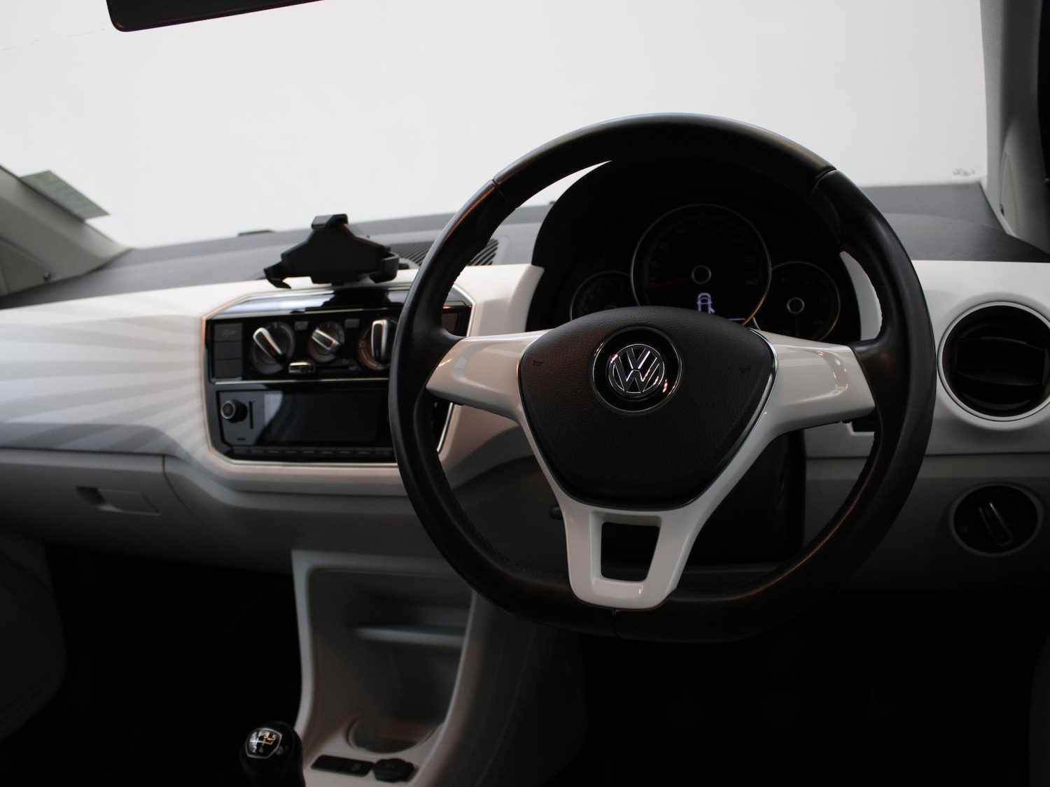 Used Volkswagen up! 2019 for sale - 76243677: Photo 15