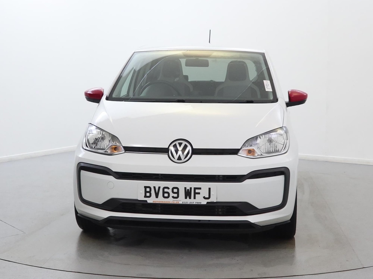 Used Volkswagen up! 2019 for sale - 76243677: Photo 2