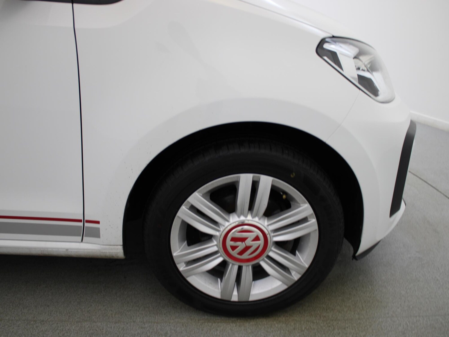 Used Volkswagen up! 2019 for sale - 76243677: Photo 39