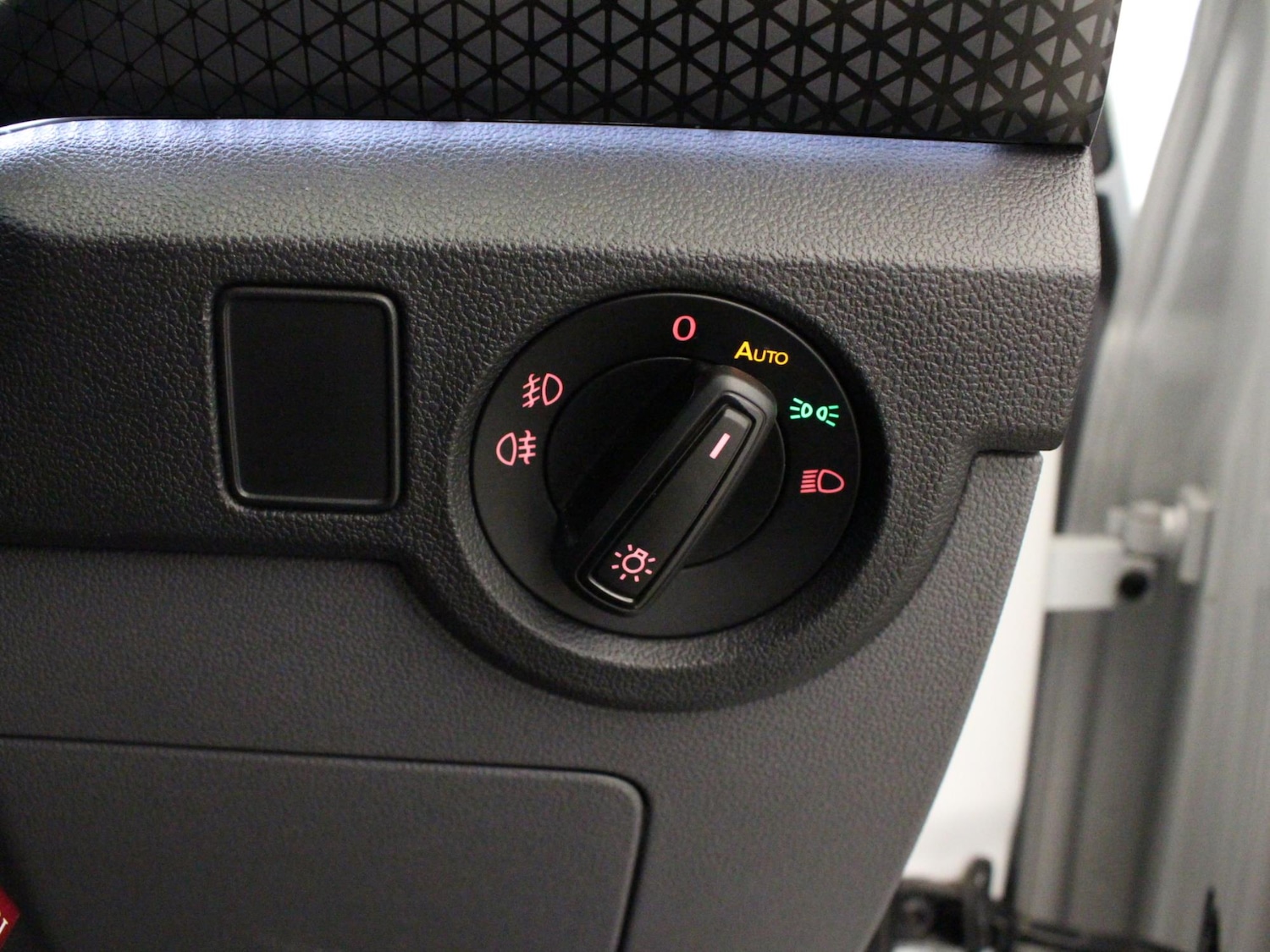 Used Volkswagen T-Cross 2019 for sale - 76968166: Photo 32