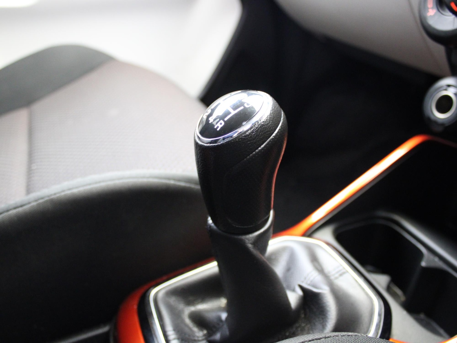 Used Suzuki Ignis 2020 for sale - 77649373: Photo 21