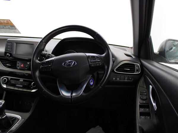 Used Hyundai i30 2018 for sale - 76016363: Photo 14