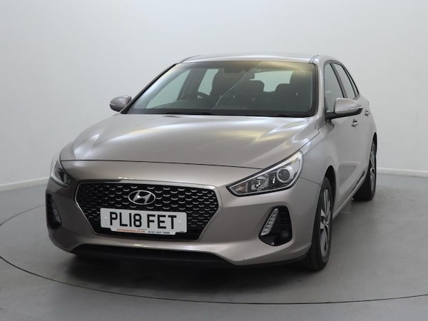 Used Hyundai i30 2018 for sale - 76016363: Photo 2
