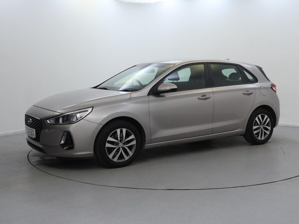 Used Hyundai i30 2018 for sale - 76016363: Photo 3