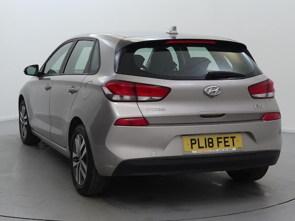 Used Hyundai i30 2018 for sale - 76016363: Photo 7