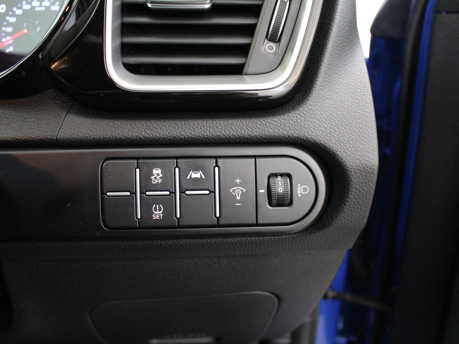 Used Kia Ceed 2023 for sale - 76516015: Photo 36