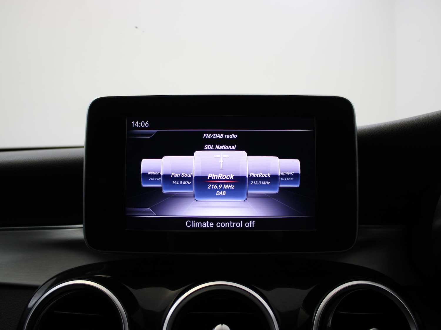 Used Mercedes-Benz C Class 2018 for sale - 76515812: Photo 26