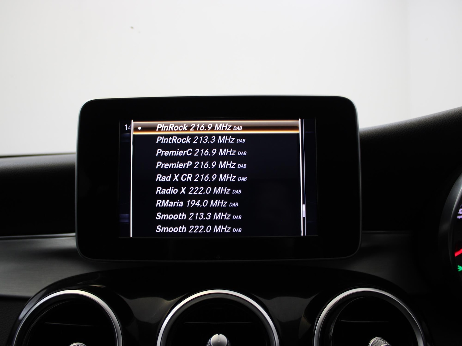 Used Mercedes-Benz C Class 2018 for sale - 76515812: Photo 27