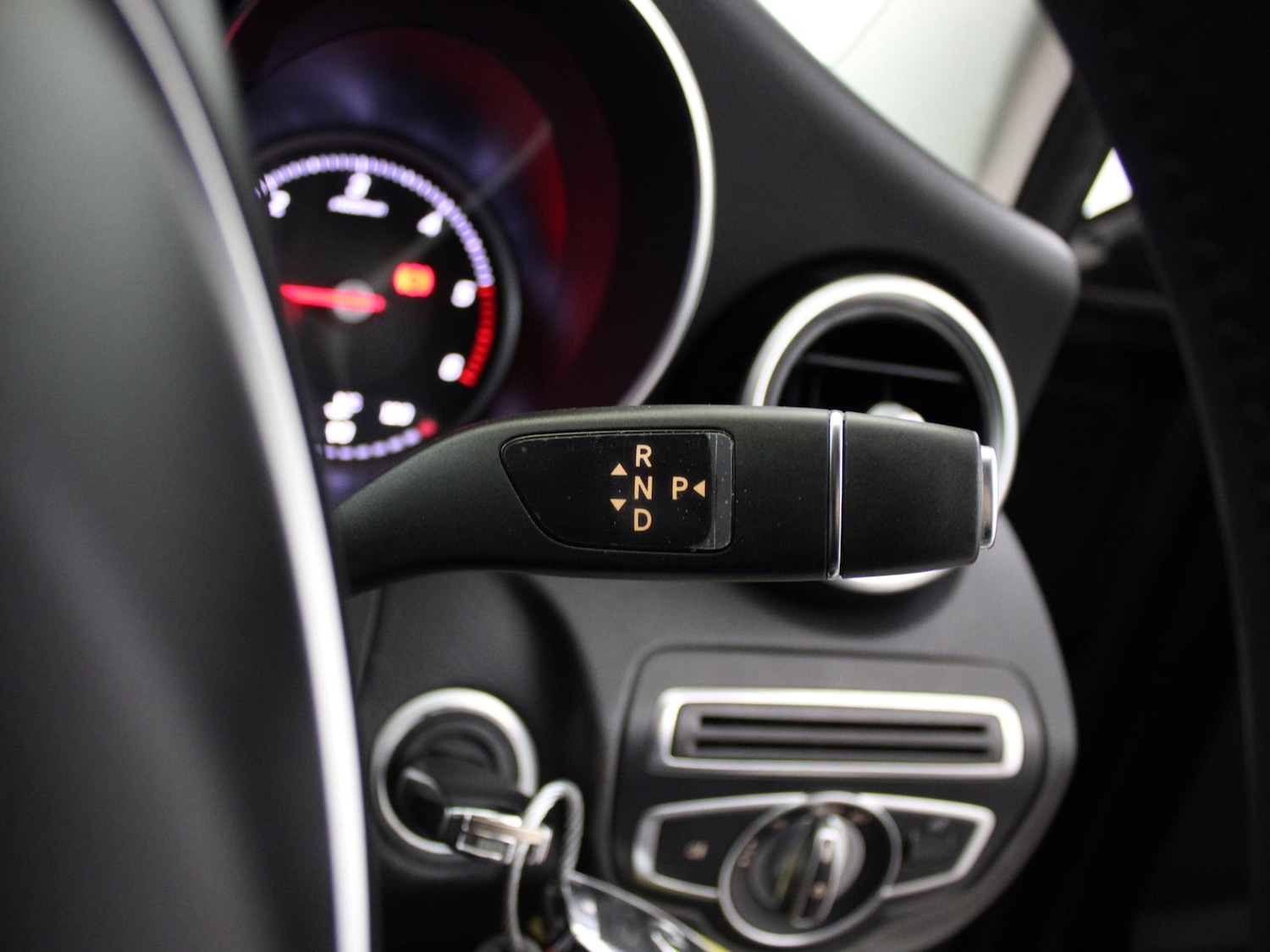 Used Mercedes-Benz C Class 2018 for sale - 76515812: Photo 36