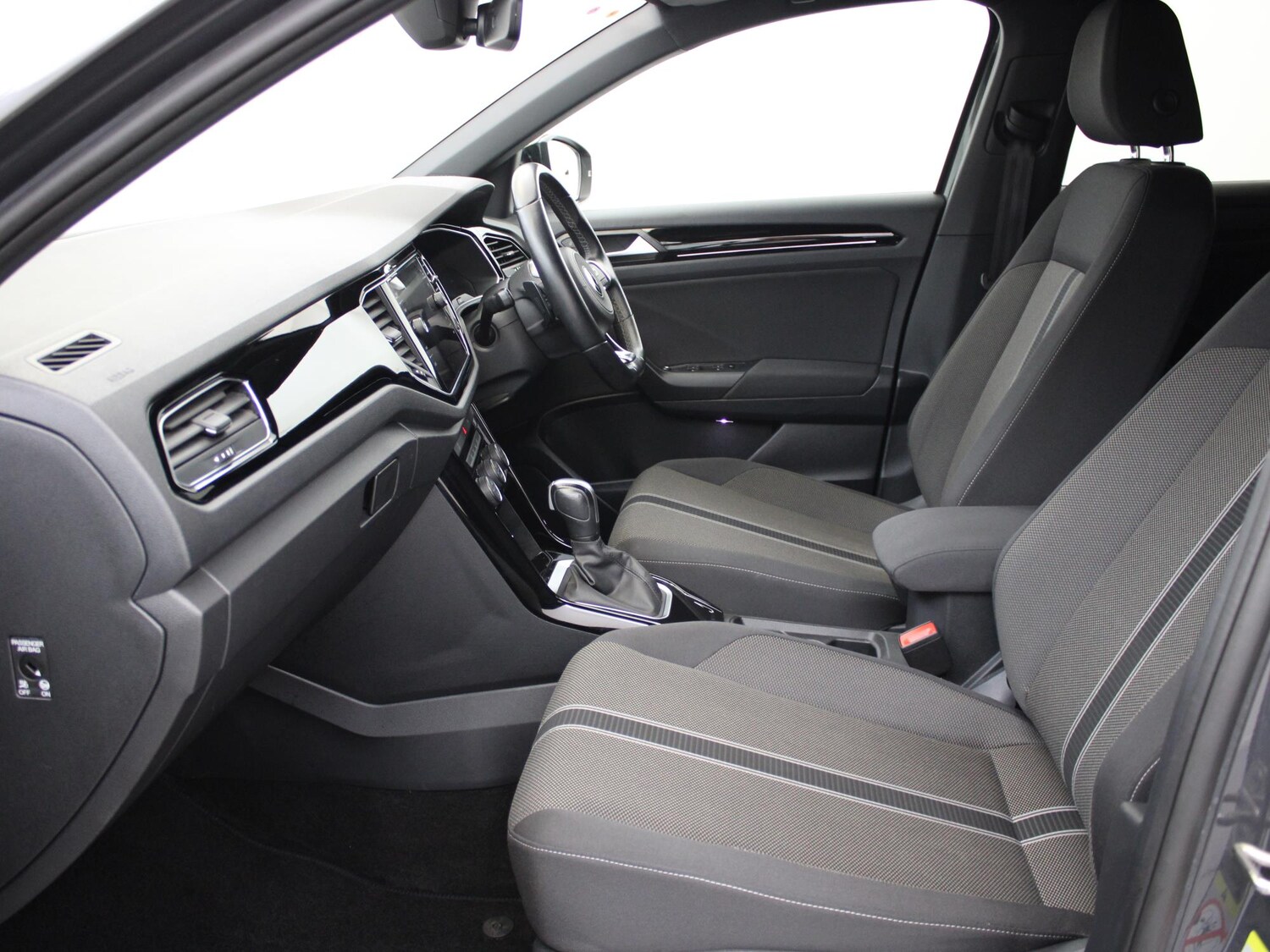 Used Volkswagen T-Roc 2021 for sale - 77514963: Photo 10