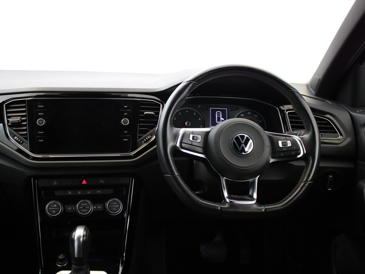 Used Volkswagen T-Roc 2021 for sale - 77514963: Photo 16