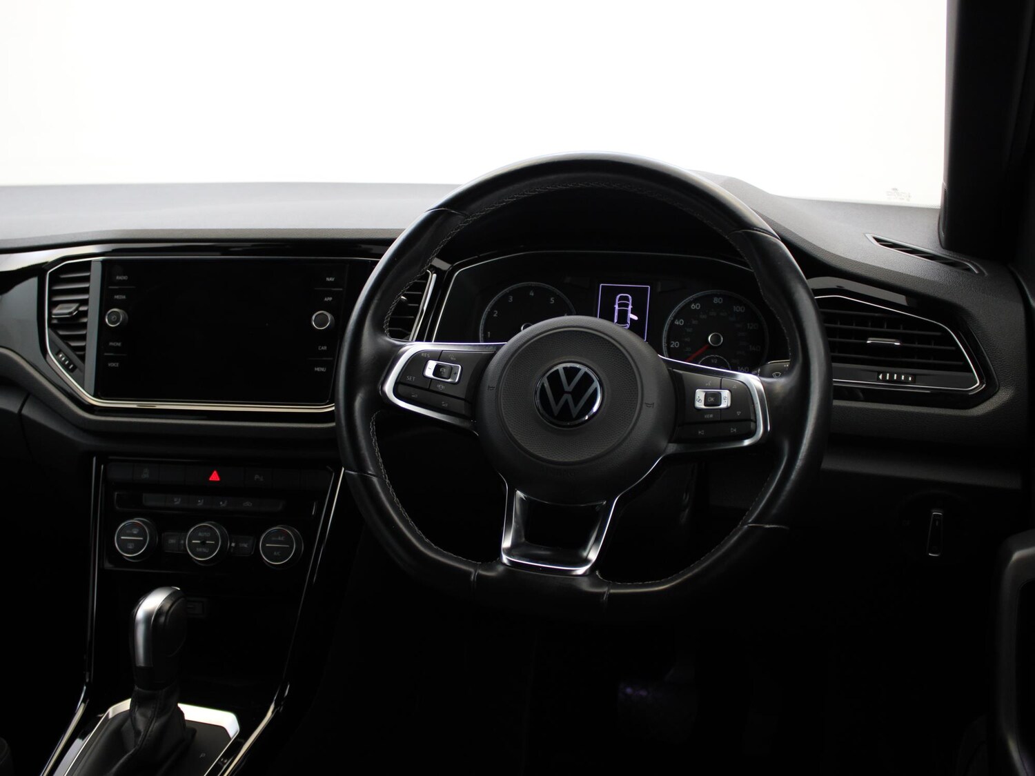 Used Volkswagen T-Roc 2021 for sale - 77514963: Photo 17