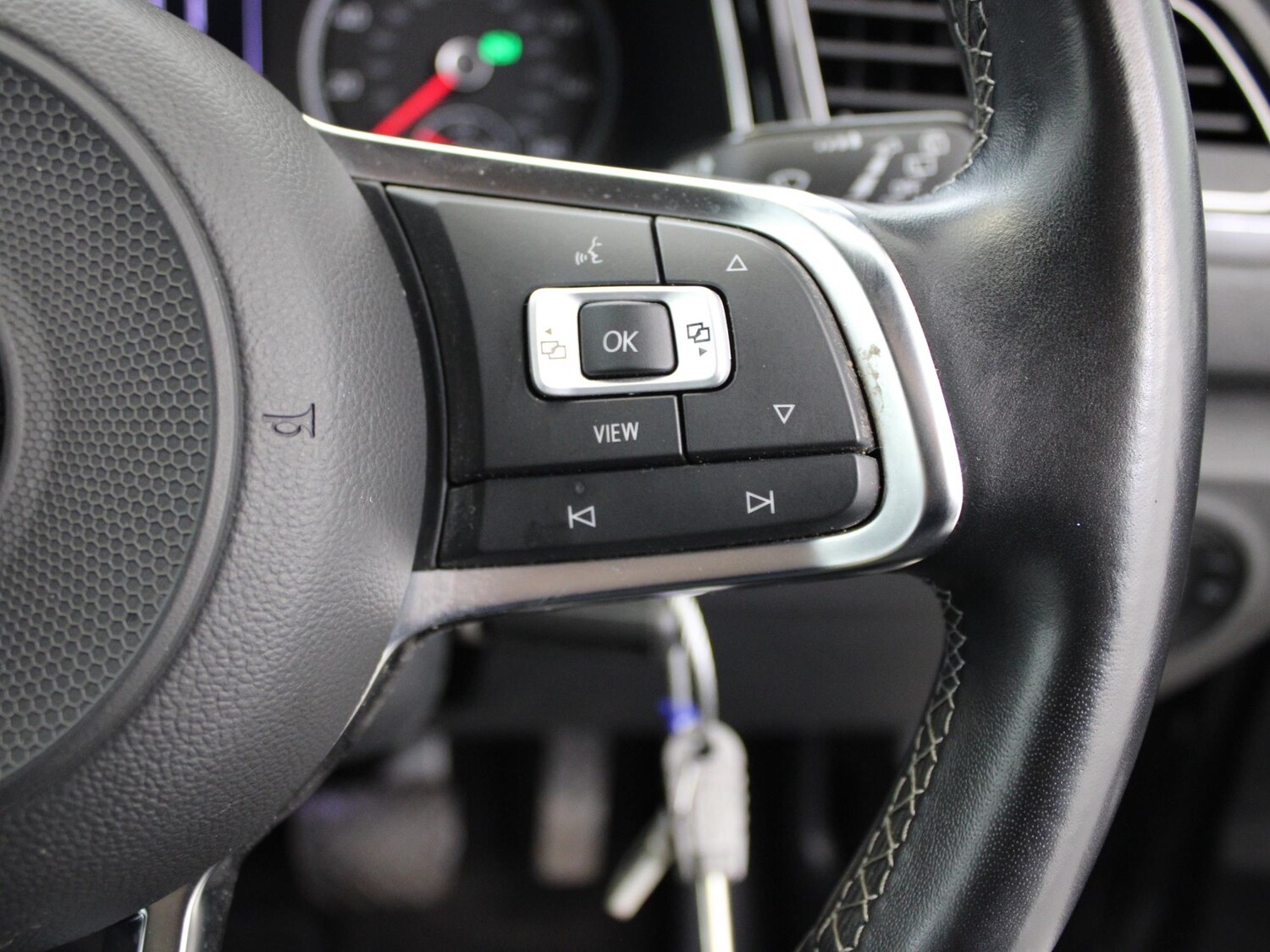 Used Volkswagen T-Roc 2021 for sale - 77514963: Photo 36