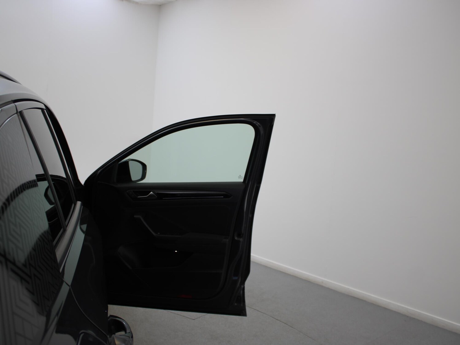 Used Volkswagen T-Roc 2021 for sale - 77514963: Photo 39