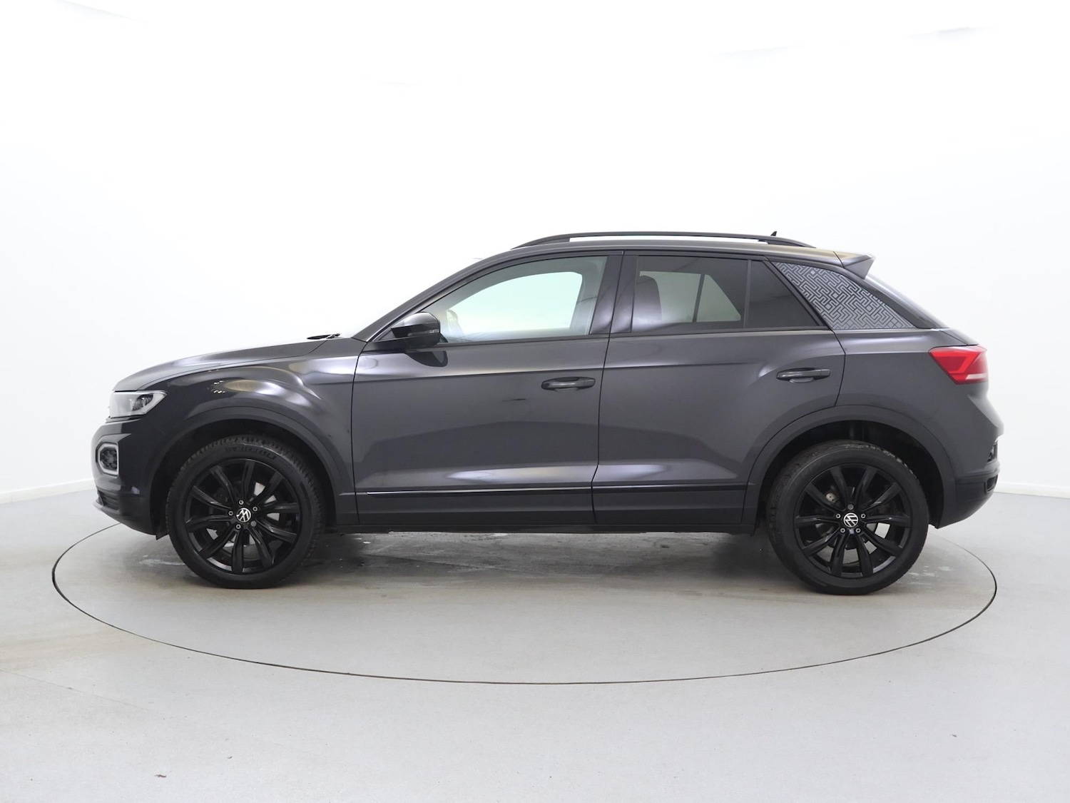 Used Volkswagen T-Roc 2021 for sale - 77514963: Photo 4