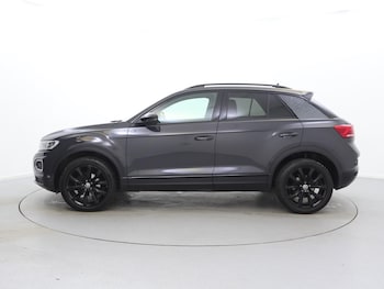 Used Volkswagen T-Roc 2021 for sale - 77514963: Photo