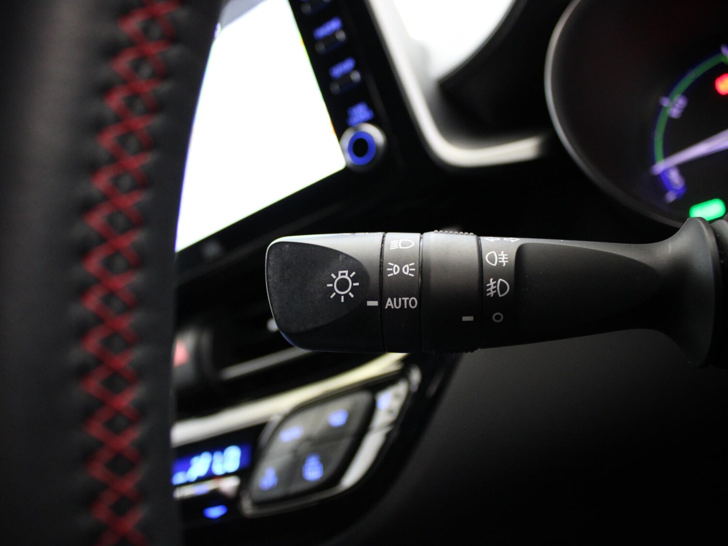 Used Toyota C-HR 2021 for sale - 76300269: Photo 34