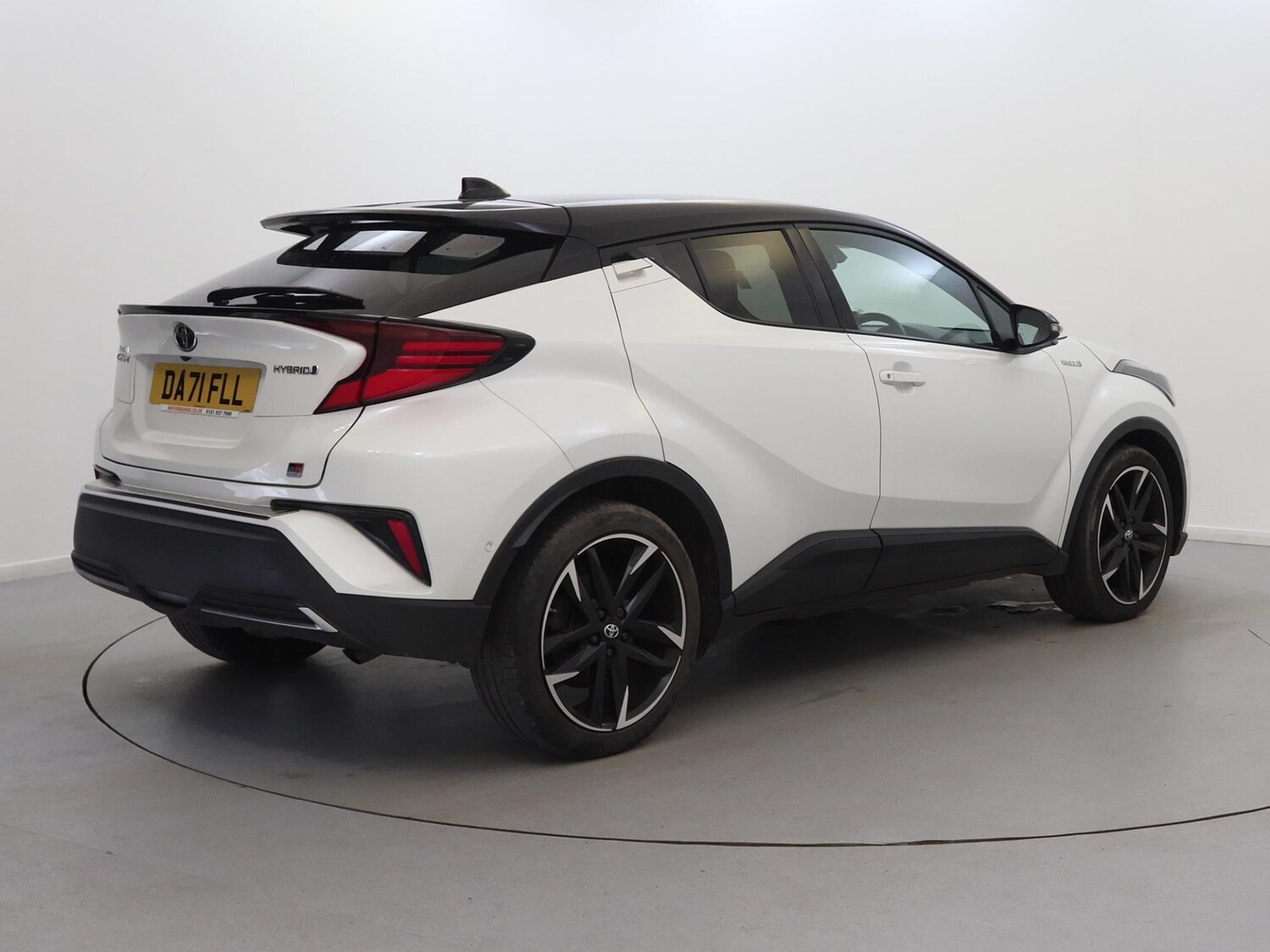Used Toyota C-HR 2021 for sale - 76300269: Photo 5