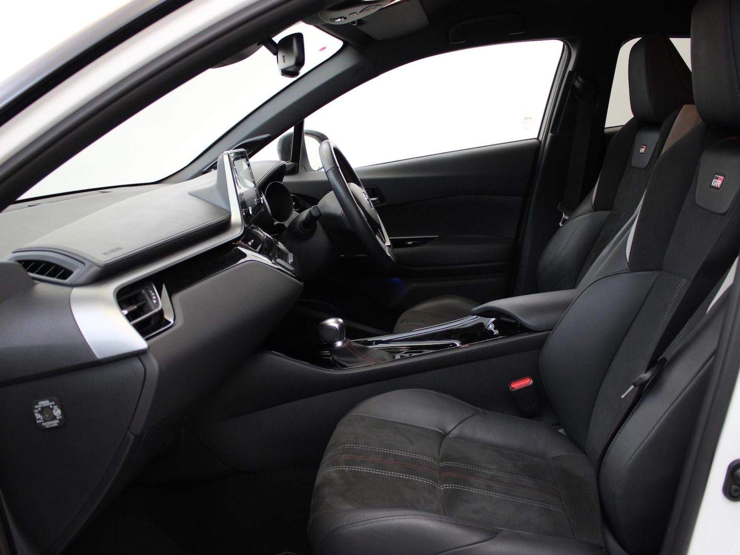 Used Toyota C-HR 2021 for sale - 76300269: Photo 9