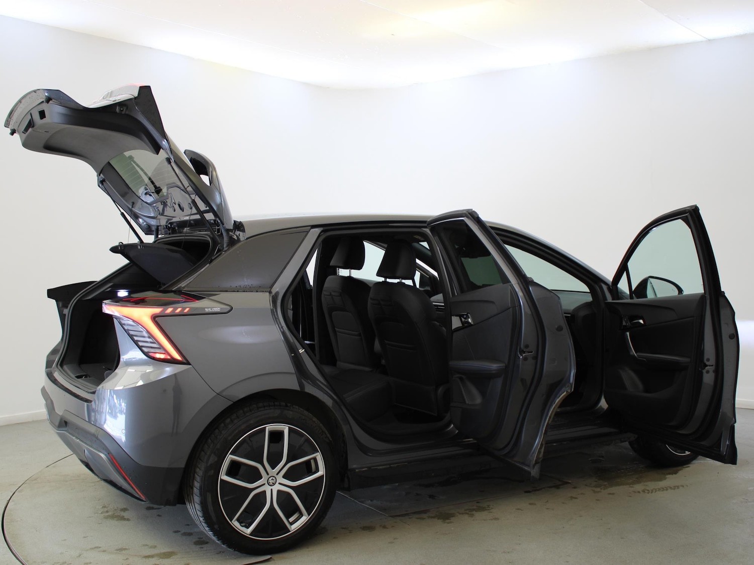 Vehicle 22