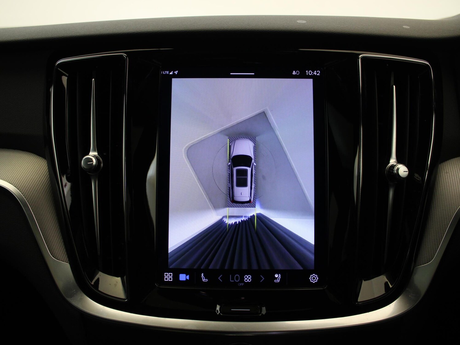 Used Volvo V60 2022 for sale - 76442661: Photo 19