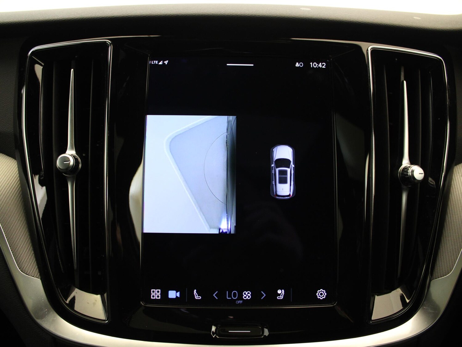 Used Volvo V60 2022 for sale - 76442661: Photo 22