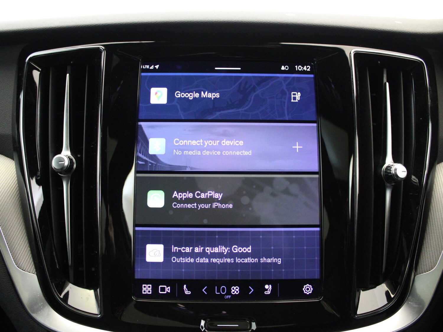 Used Volvo V60 2022 for sale - 76442661: Photo 24