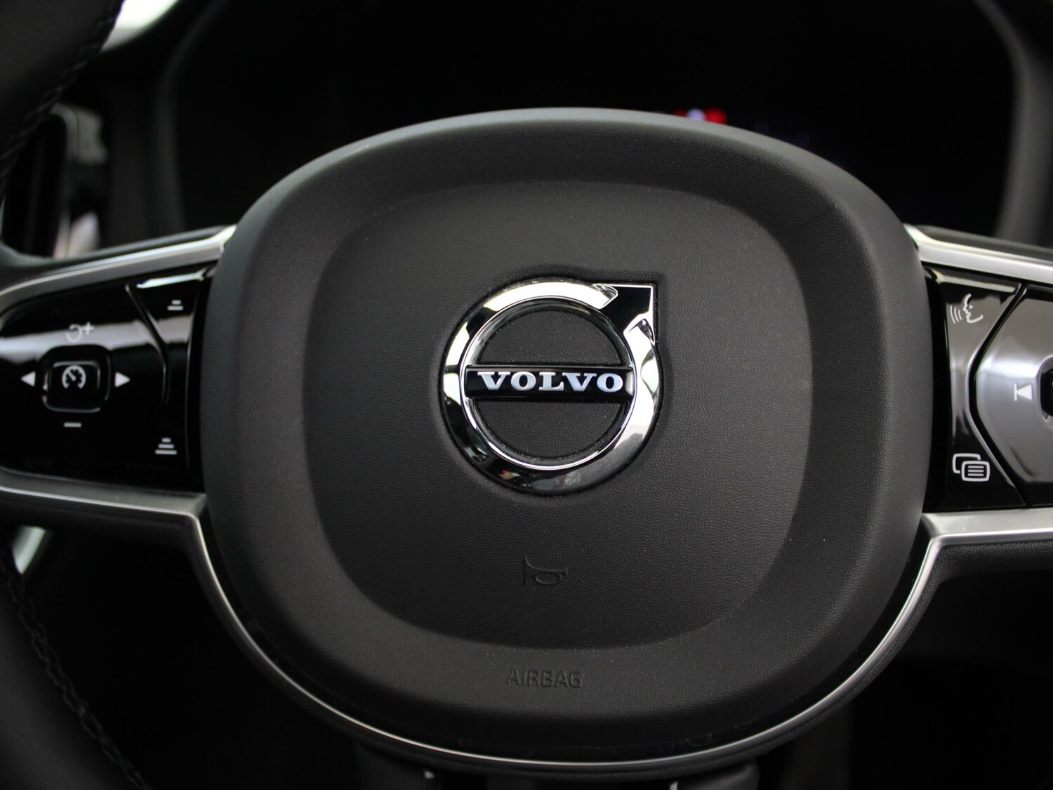 Used Volvo V60 2022 for sale - 76442661: Photo 39