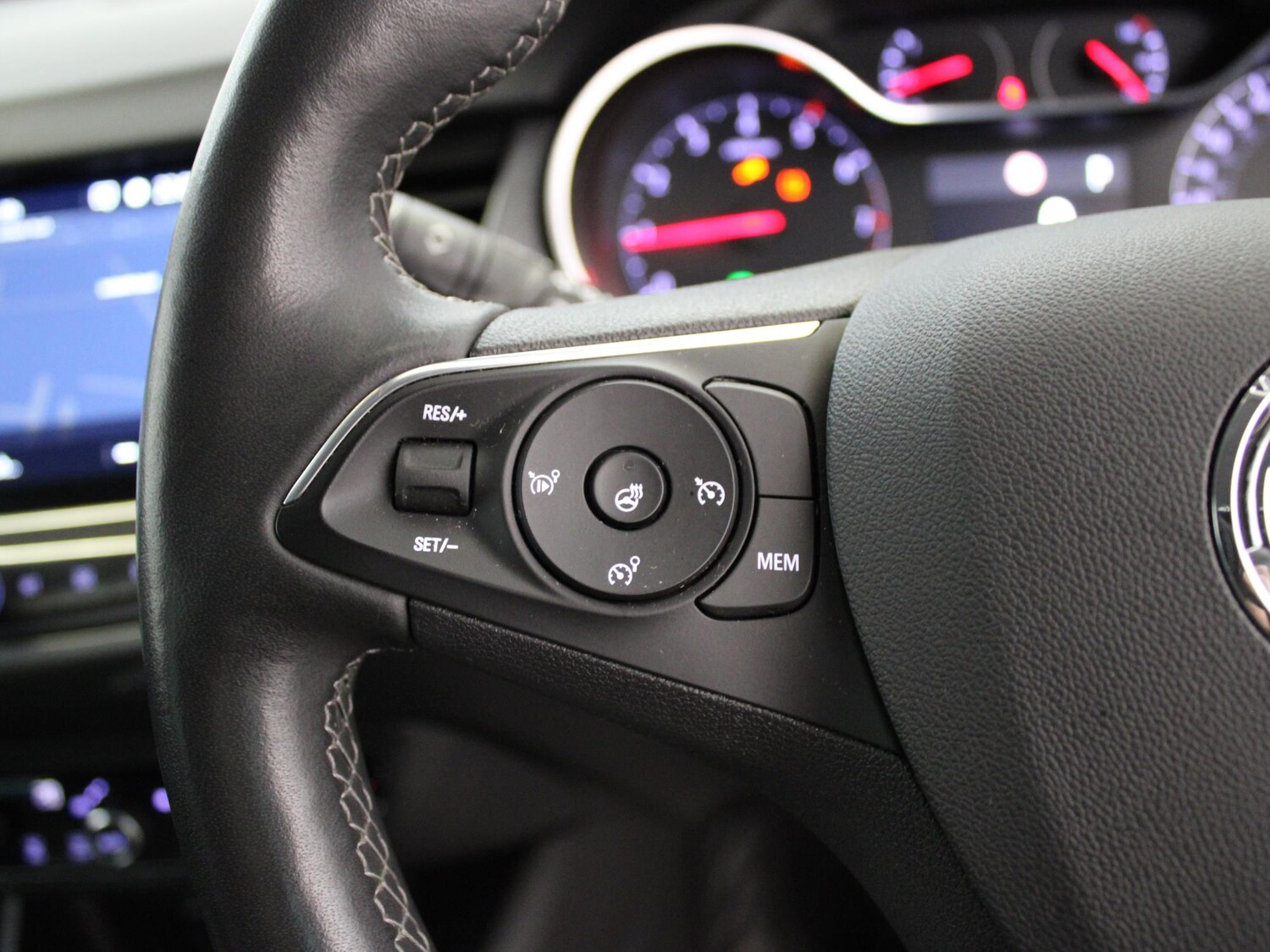 Used Vauxhall Crossland 2021 for sale - 75850150: Photo 26