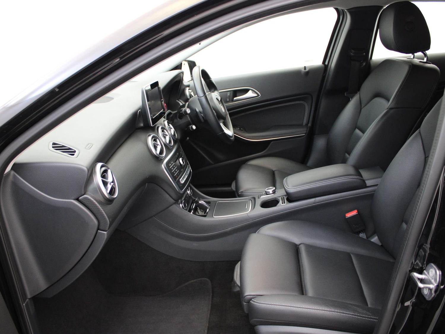 Used Mercedes-Benz A-Class 2018 for sale - 78177984: Photo 10