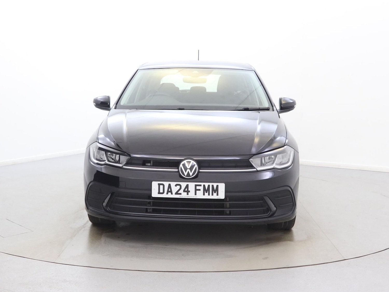 Used Volkswagen Polo 2024 for sale - 77601554: Photo 2