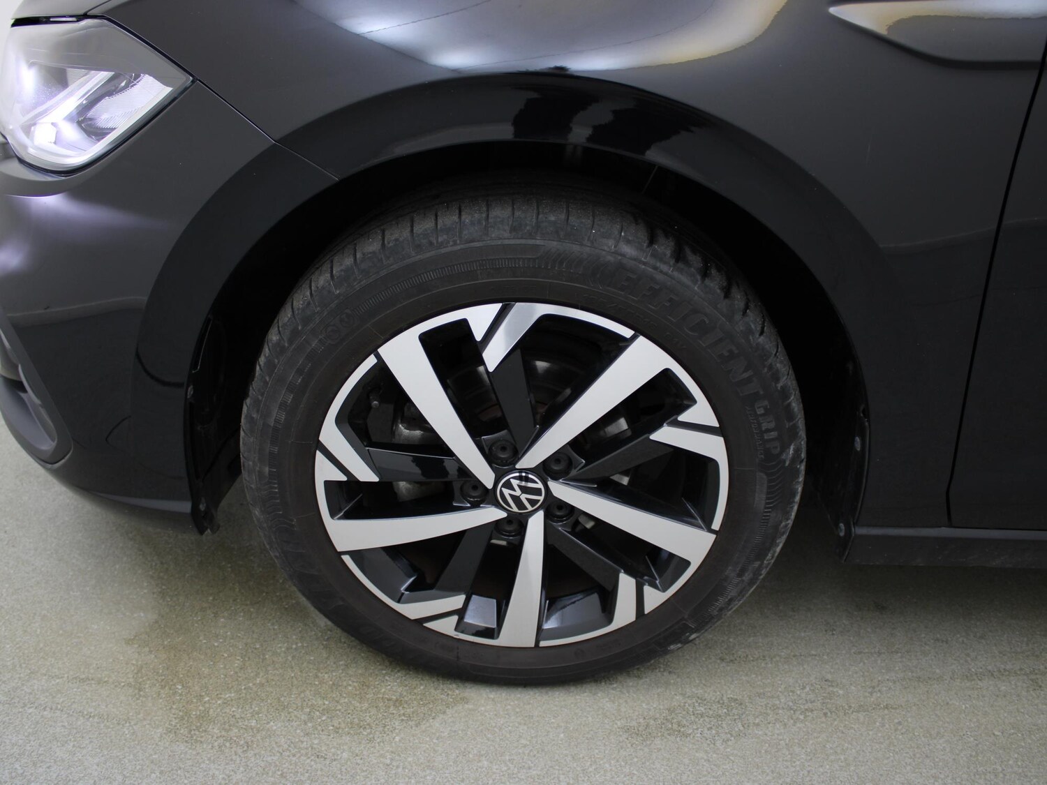 Used Volkswagen Polo 2024 for sale - 77601554: Photo 43