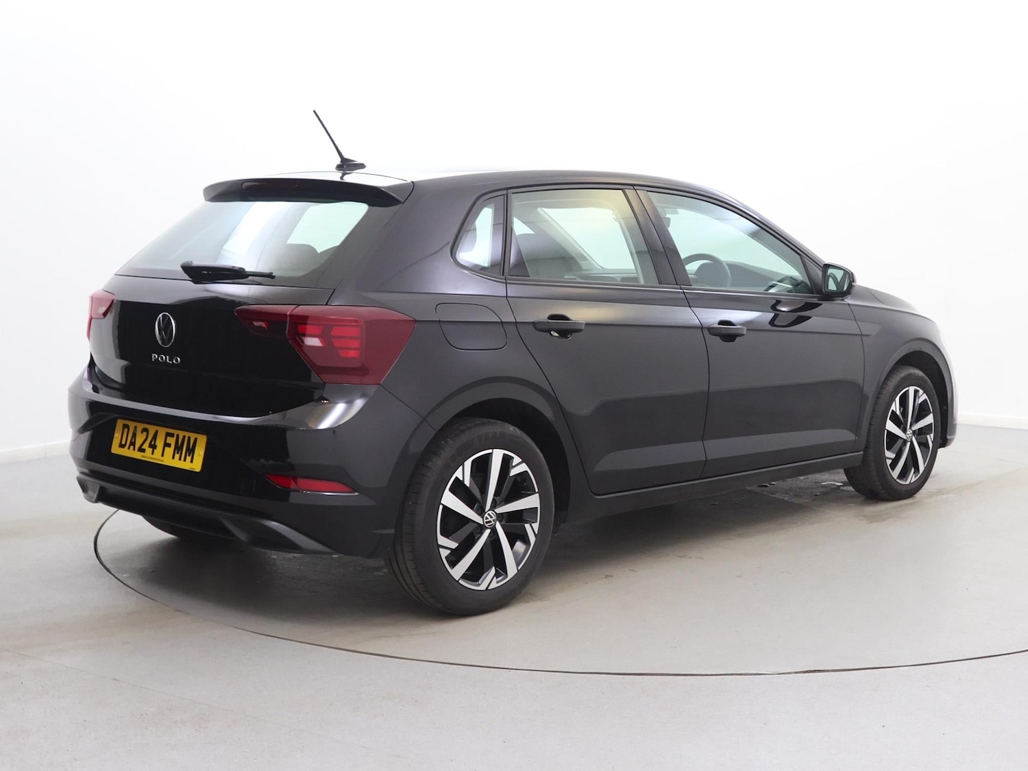 Used Volkswagen Polo 2024 for sale - 77601554: Photo 5