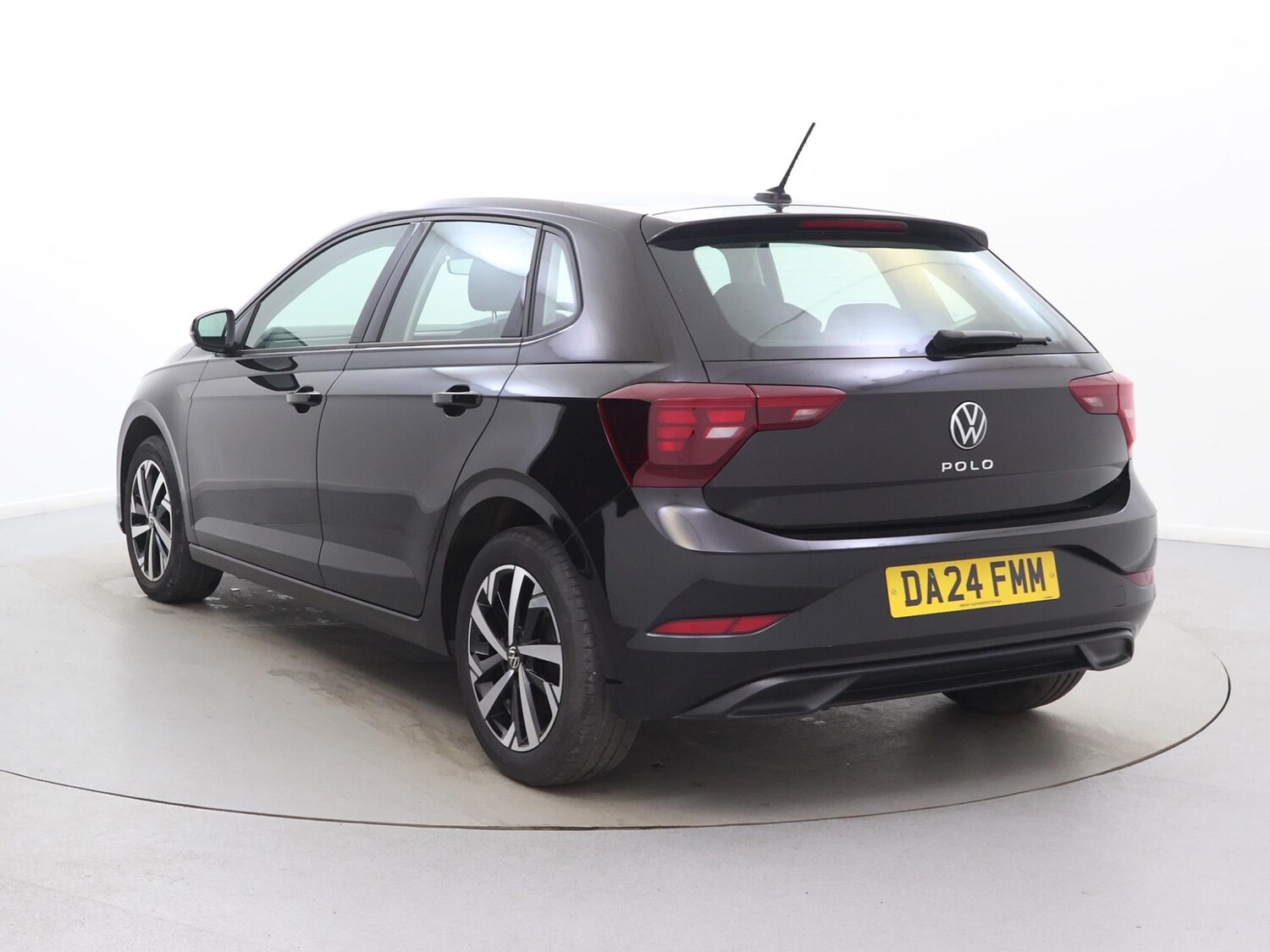 Used Volkswagen Polo 2024 for sale - 77601554: Photo 7