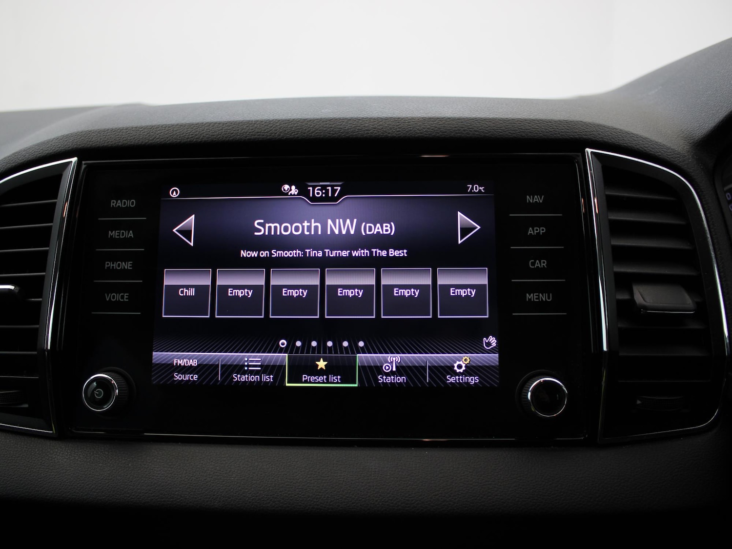 Used Skoda Karoq 2020 for sale - 76755431: Photo 17