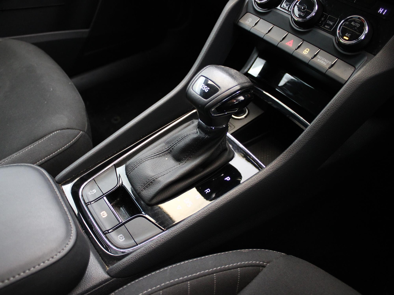 Used Skoda Karoq 2020 for sale - 76755431: Photo 19