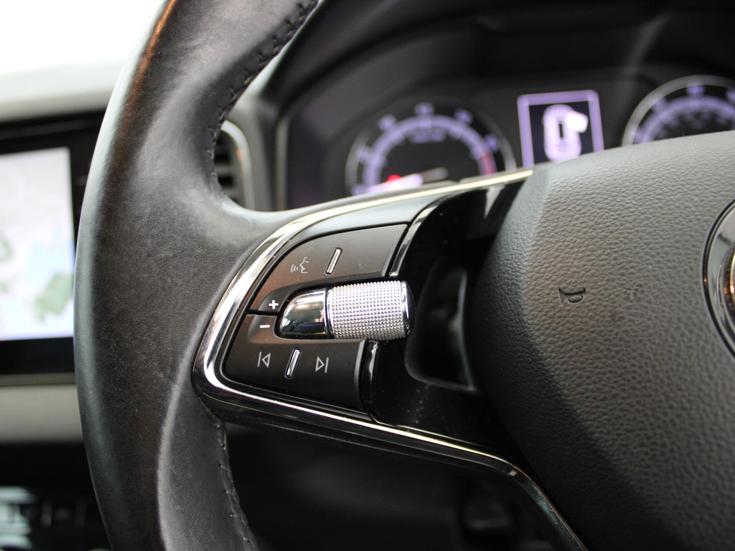 Used Skoda Karoq 2020 for sale - 76755431: Photo 21