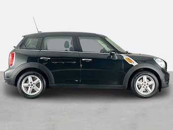 Used MINI Countryman 2011 for sale - 78497584: Photo