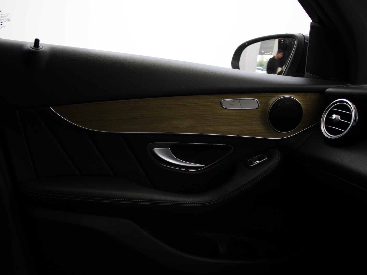 Used Mercedes-Benz GLC 2017 for sale - 76553472: Photo 28