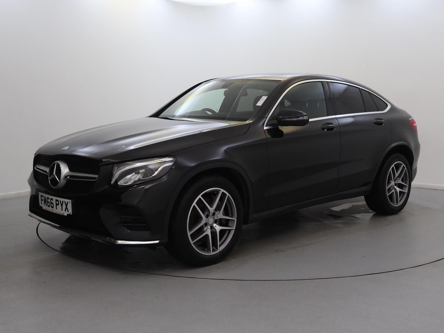 Used Mercedes-Benz GLC 2017 for sale - 76553472: Photo 3