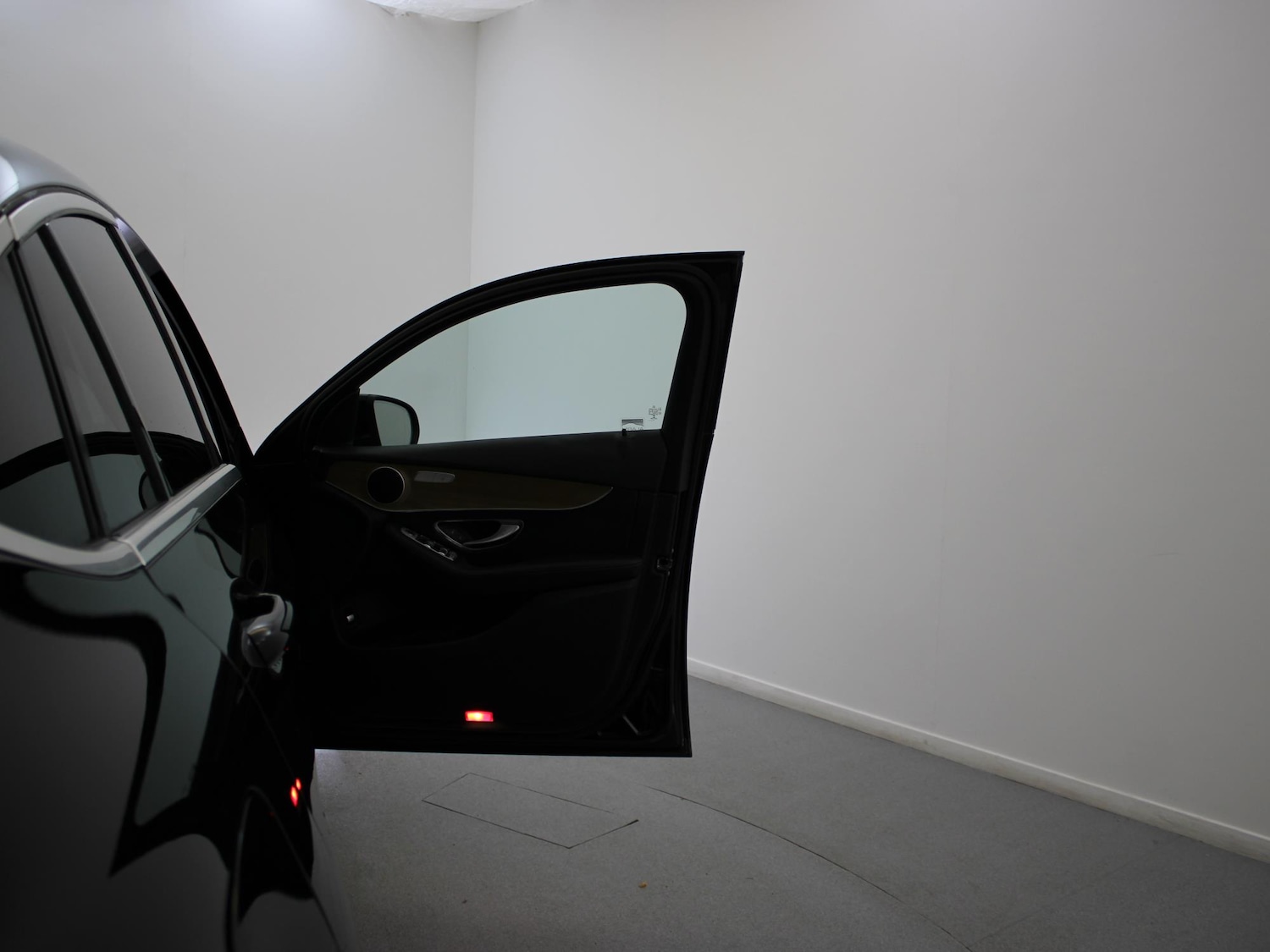 Used Mercedes-Benz GLC 2017 for sale - 76553472: Photo 34