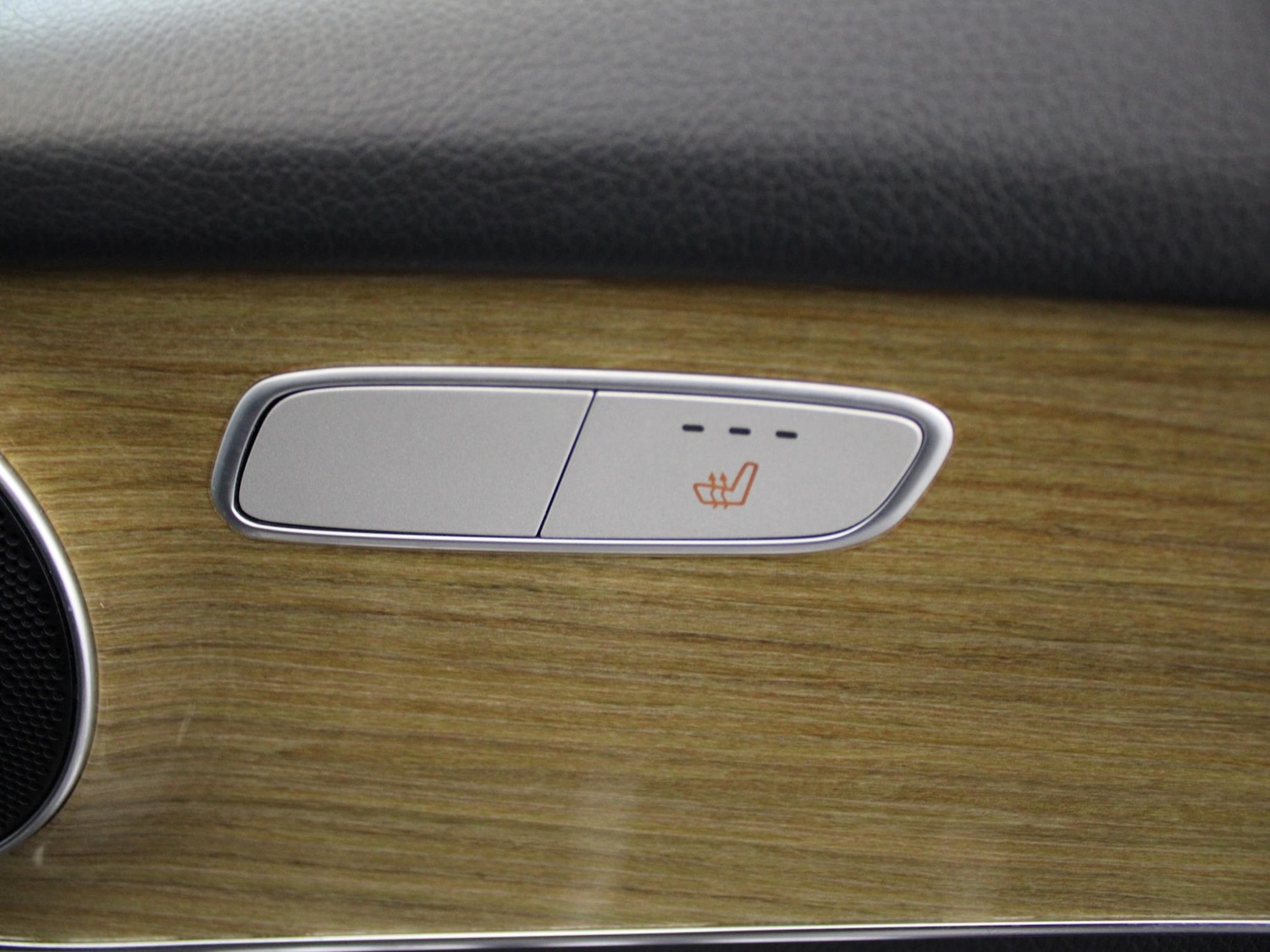 Used Mercedes-Benz GLC 2017 for sale - 76553472: Photo 35